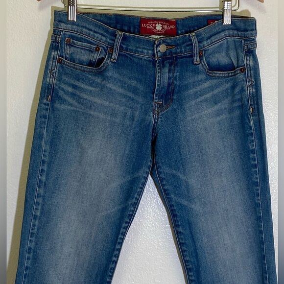 Lucky Brand - Sweet'n Crop Jeans Medium Wash Straight Leg  Low Rise - size 6/28 - Picture 9 of 10
